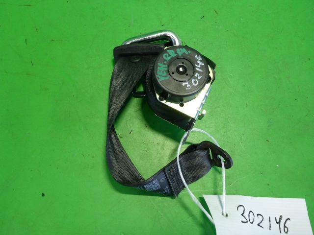 Ремень безопасности