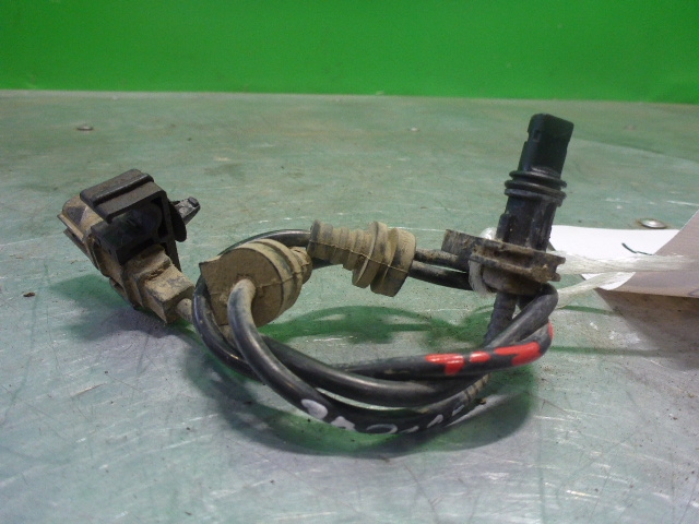 Датчик ABS задний