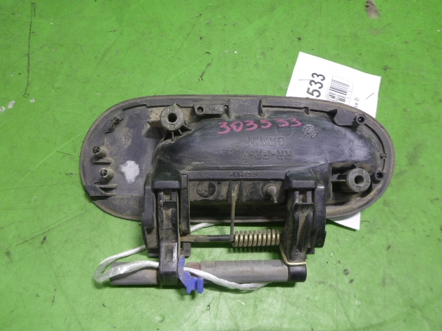 Ручка двери передней наружная правая