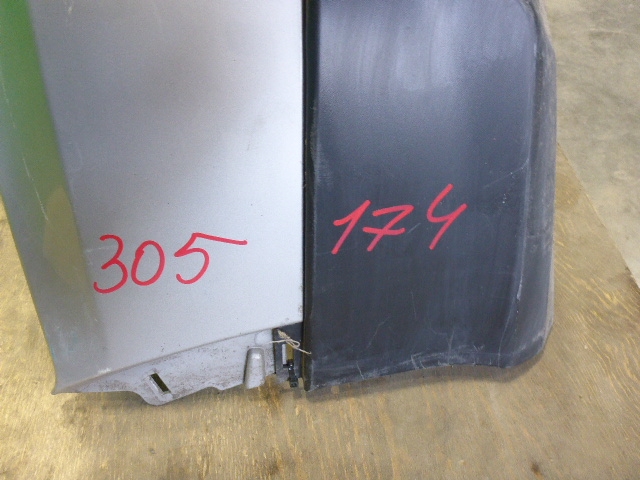 Бампер задний