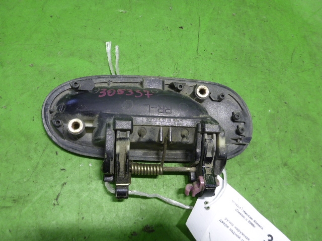 Ручка двери задней наружная левая