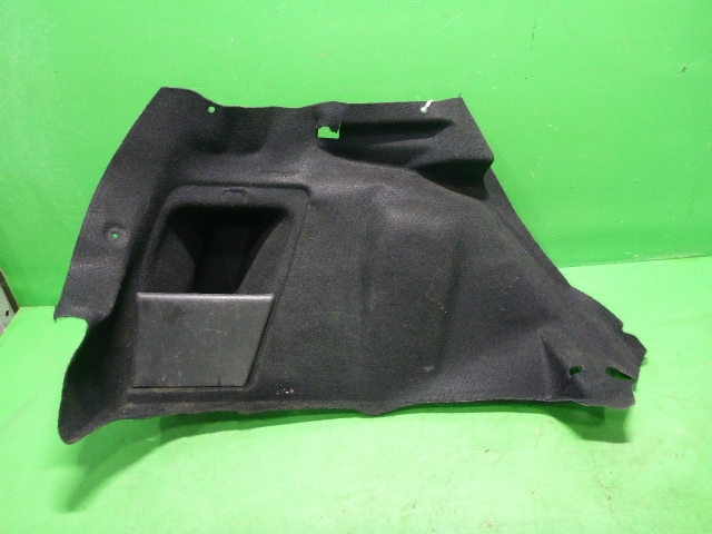 Обшивка багажника