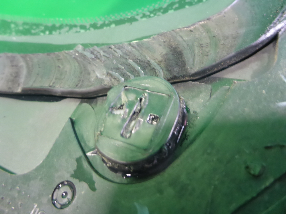 Стекло кузовное глухое правое