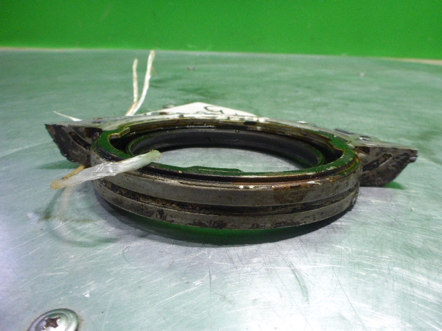 Крышка коленвала задняя