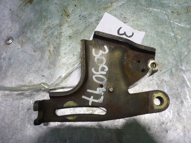 Кронштейн генератора