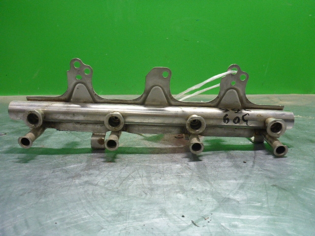 Рейка топливная (рампа)