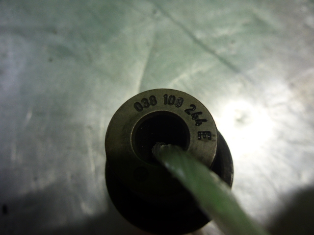 Ролик-натяжитель