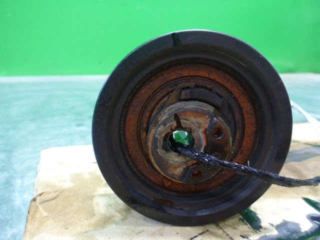 Ролик-натяжитель