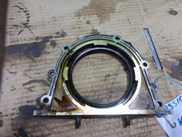 Крышка коленвала задняя