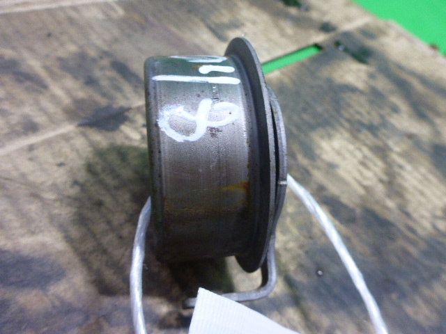 Ролик-натяжитель