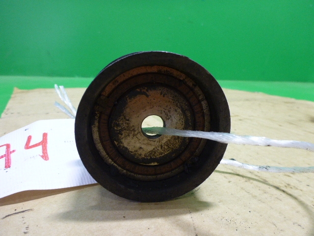 Ролик-натяжитель