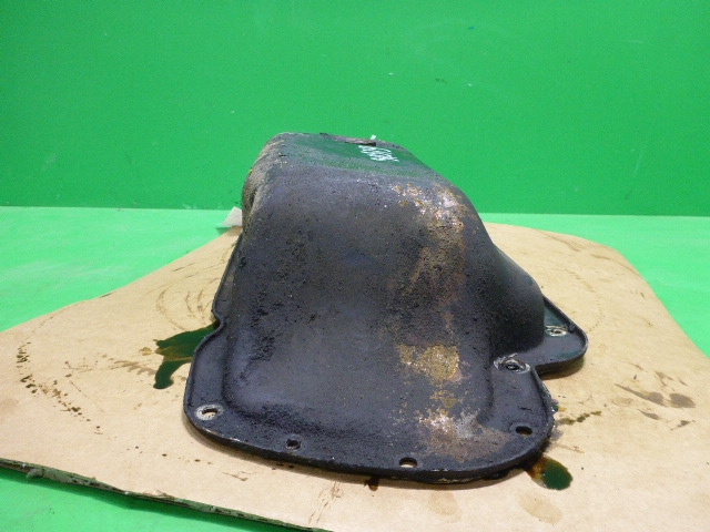 Поддон масляный двигателя (картер)