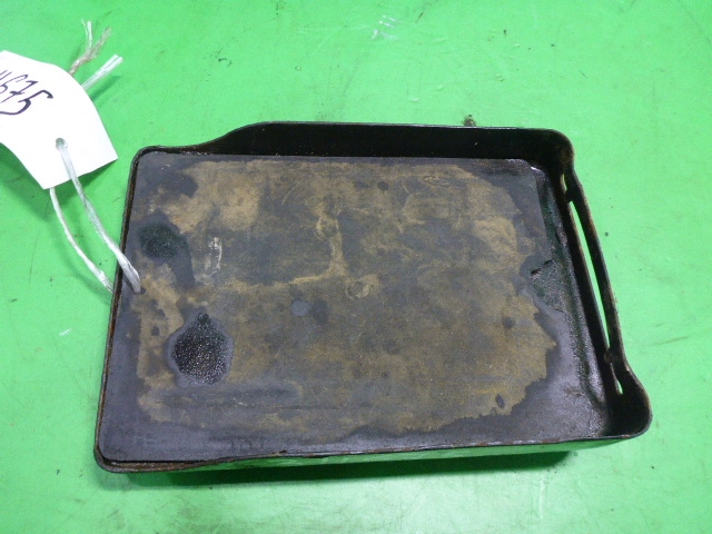 Площадка под аккумулятор (АКБ)