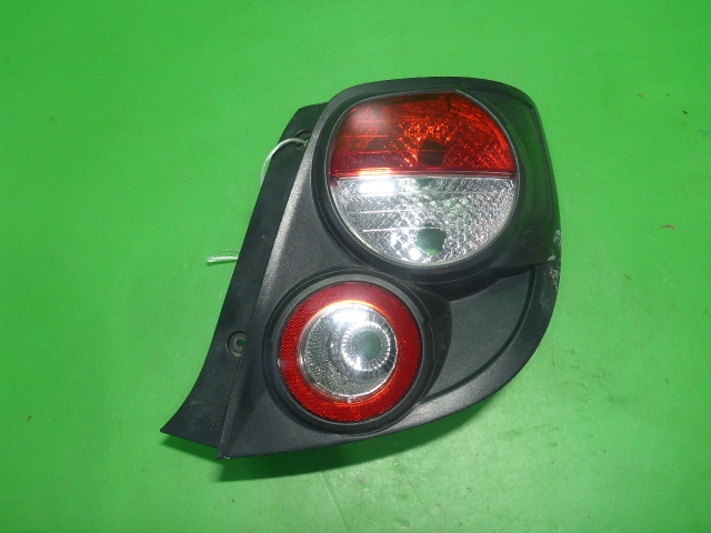 Фонарь задний правый