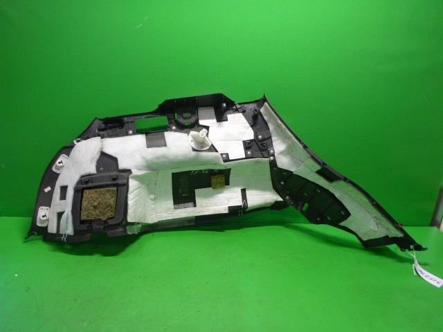 Обшивка багажника