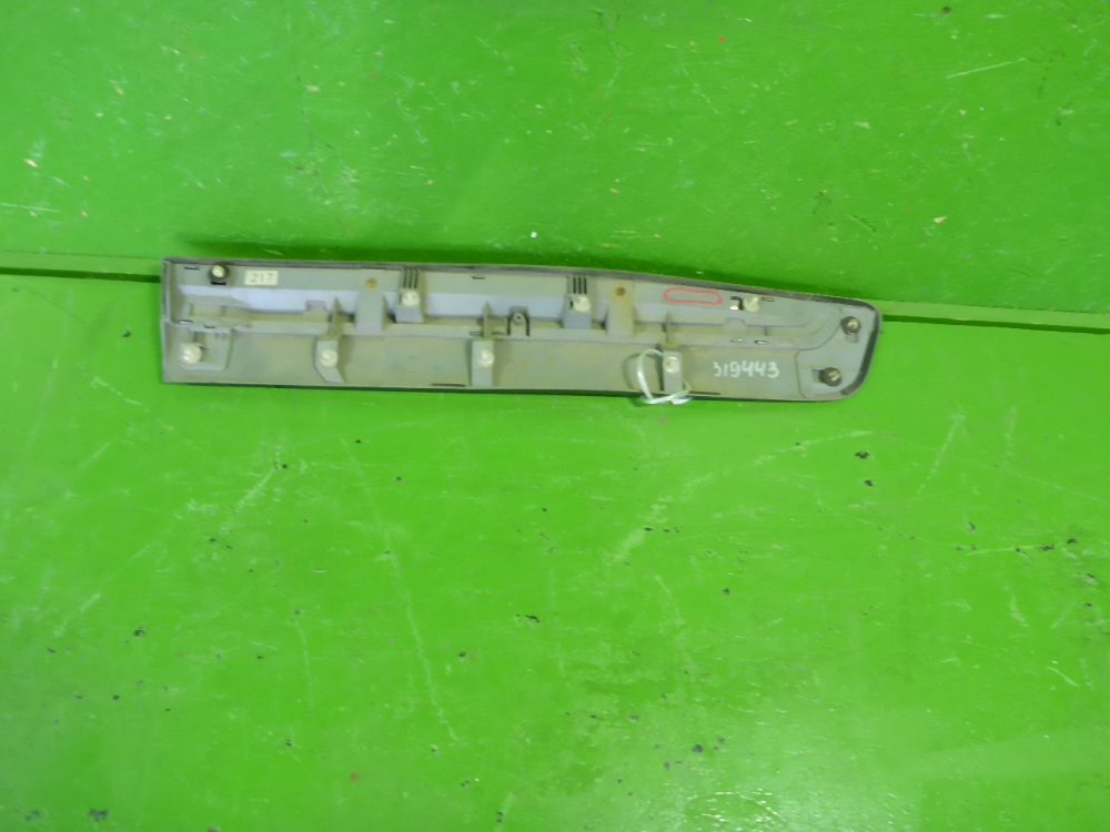 Накладка двери задней правой