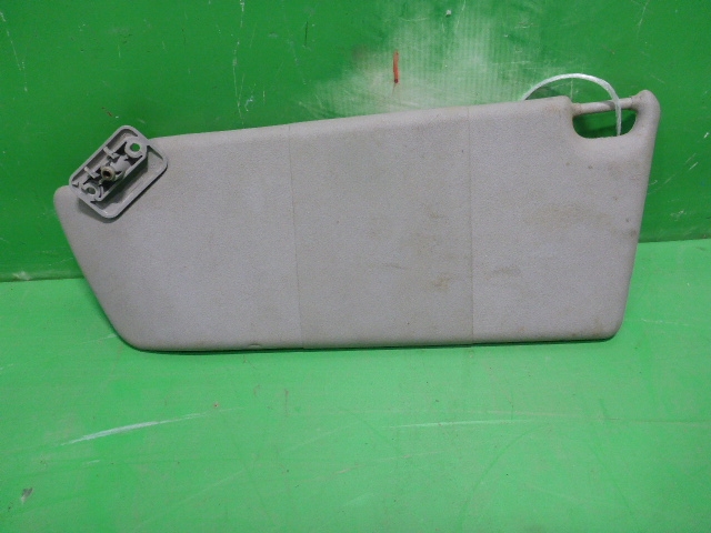 Козырек солнцезащитный