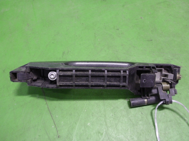 Ручка двери задней наружная левая