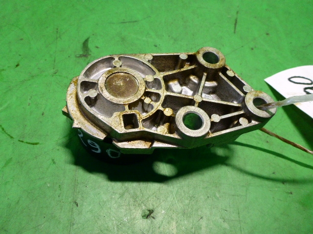 Ролик-натяжитель