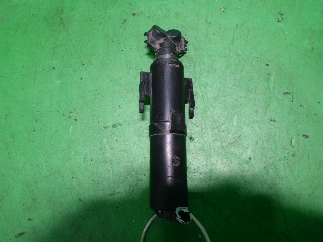 Форсунка омывателя фары