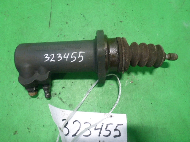 Цилиндр сцепления рабочий