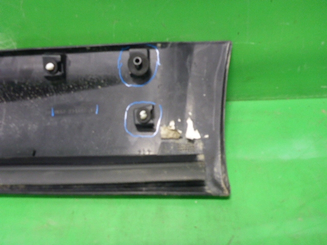 Накладка двери задней правой