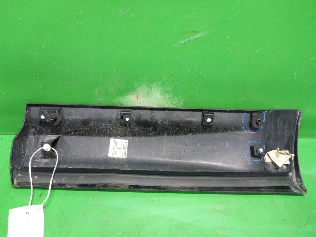 Накладка двери задней правой