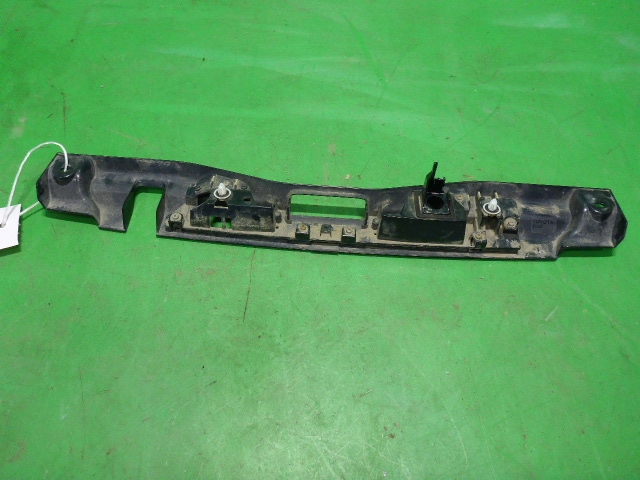 Накладка двери багажника