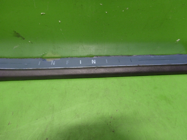 Накладка порога (внутренняя)