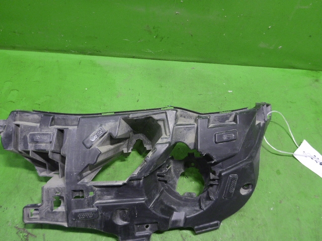 Кронштейн фары противотуманной левой