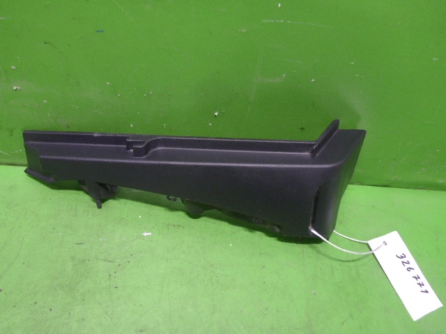 Держатель задней полки