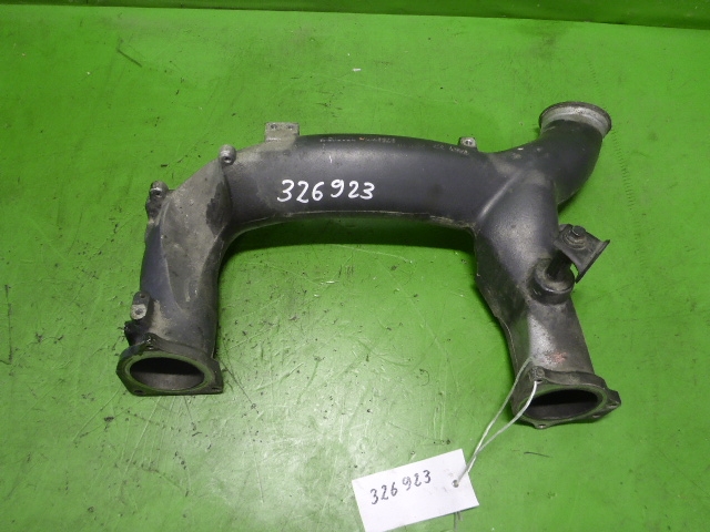 Патрубок интеркулера