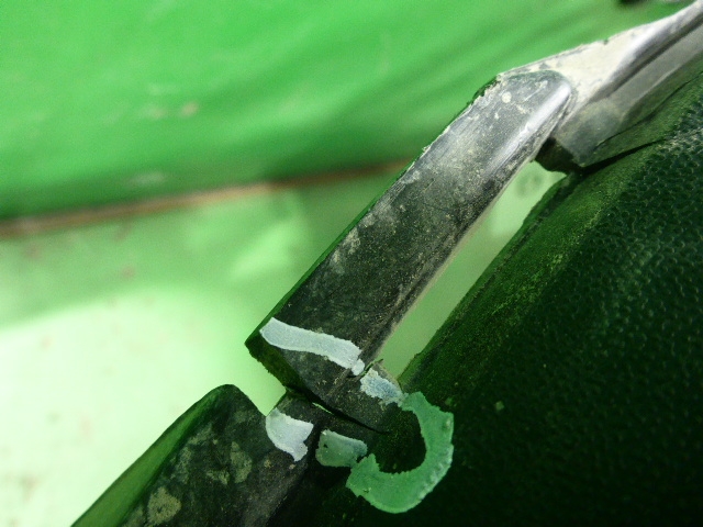 Бампер задний