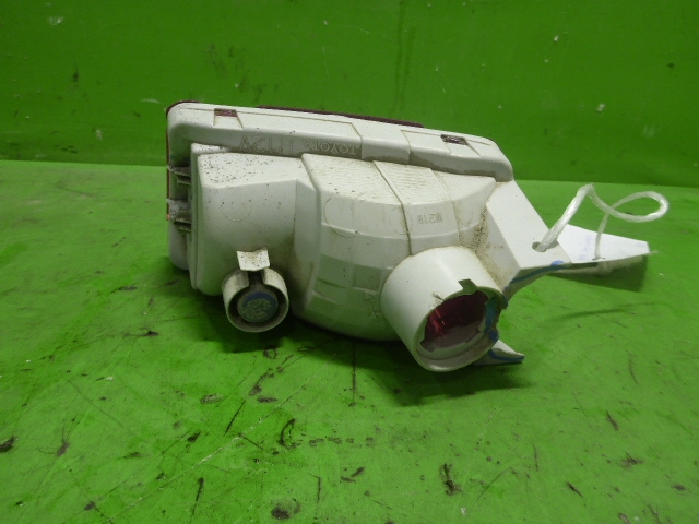 Фонарь задний в бампер правый