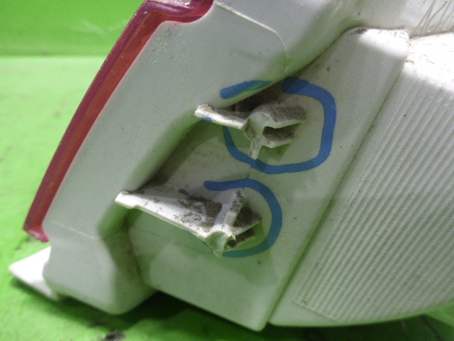 Фонарь задний в бампер правый