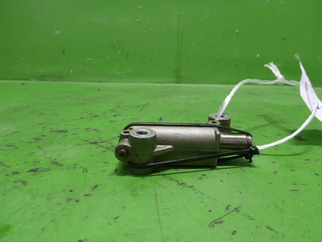 Натяжитель цепи