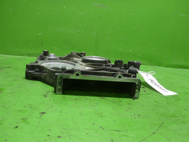 Крышка двигателя передняя