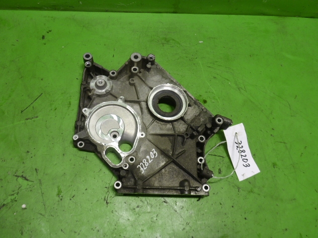 Крышка двигателя передняя