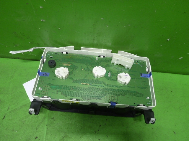 Панель приборов