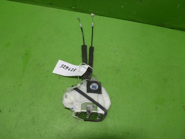 Замок двери задней правой