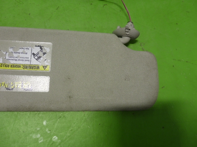 Козырек солнцезащитный