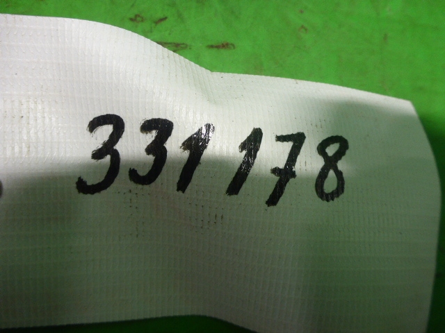 Петля двери задней левой верхняя