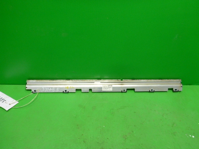 Шторка багажника