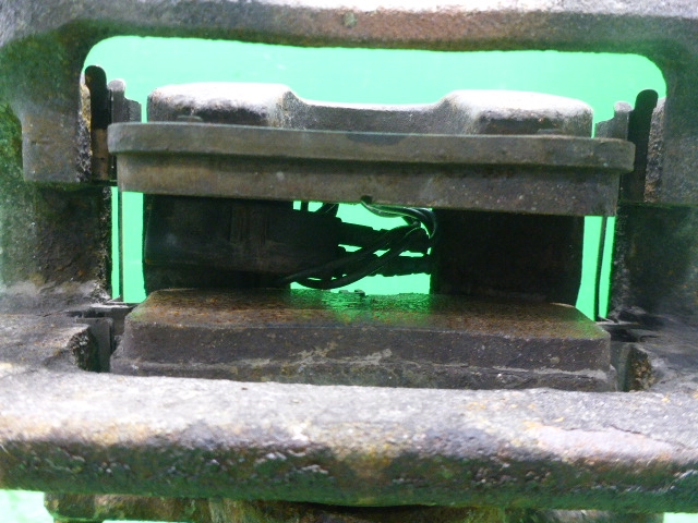 Суппорт передний правый