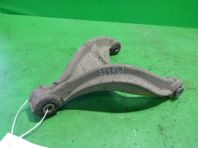 Рычаг задний верхний
