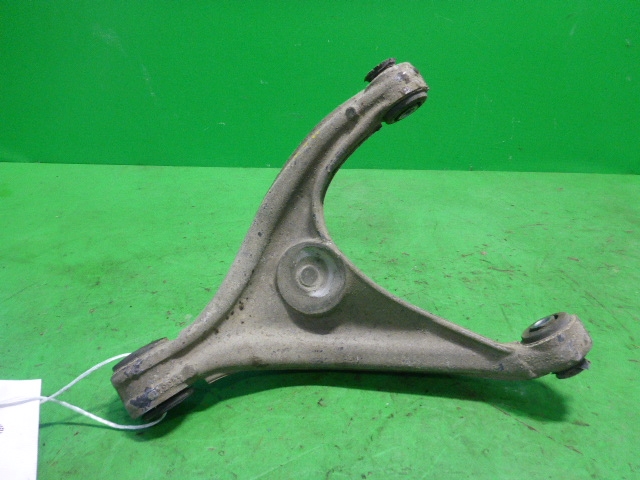 Рычаг задний верхний