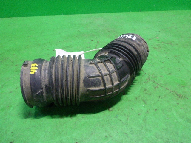 Патрубок воздушного фильтра