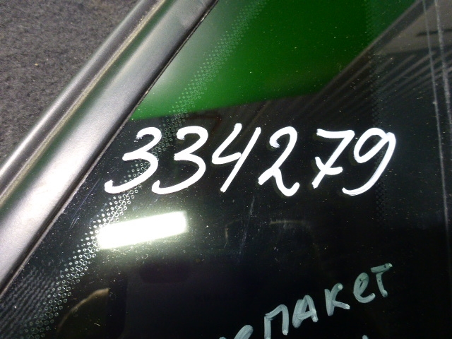 Стекло кузовное глухое правое