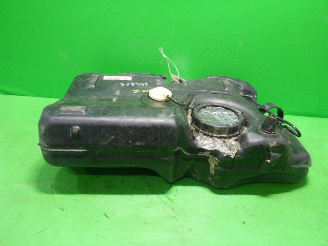 Бак топливный