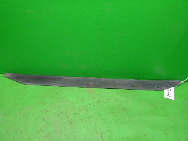 Накладка переднего бампера